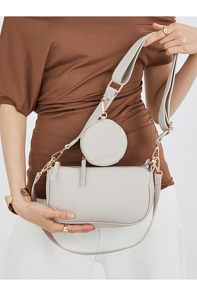 Styli Chain Drop Crossbody Bag