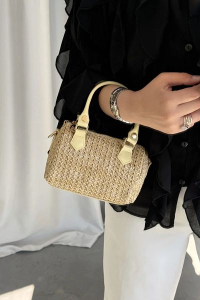 LEONAS Little Straw Women's Hand and Shoulder Bag Clarise Yellow