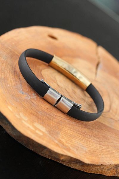 SeyCey.co Gold Color Steel Salamander Design Black Color Silicone Men's Bracelet