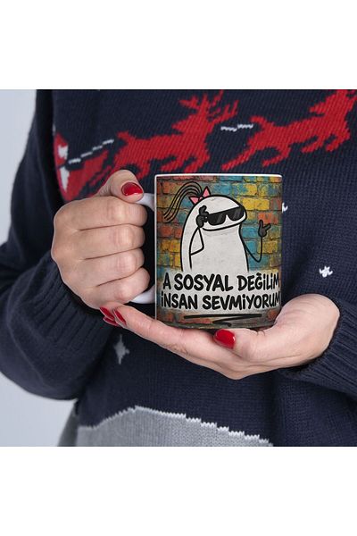 sıradışıhediyem Graffiti Wall Writing Concise Words Mug Cup Gift to Friend Birthday Gift