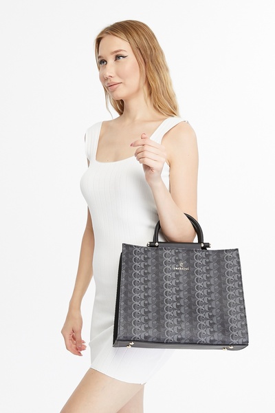 Cacharel Women's Hand and Strap Bag