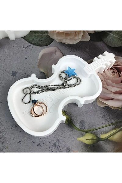 Le Majeur Decorative Violin Jewelry Plate & Decorative Items