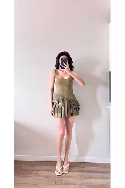 LOCH BUTİK Fusta verde de damă cu pantaloni scurți din tul Rochie mini plisată