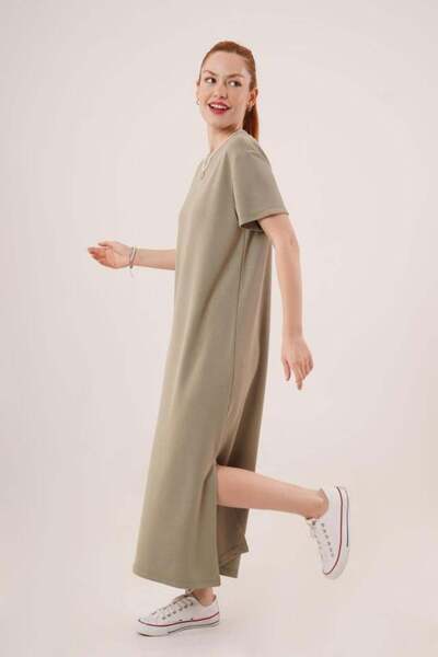 Sensuelle Boutique Short Sleeve Loose Maxi Oil Green Dress with Slit Detail