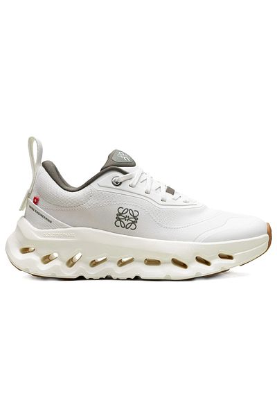 ON Running x LOEWE Cloudtilt 2 "White Khaki" Sneakers – Limited Edition Performance Style
