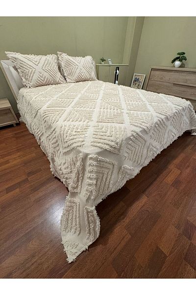 BlueMaison Boutique Chenille Oversized Bedspread Ezo Cappicuno