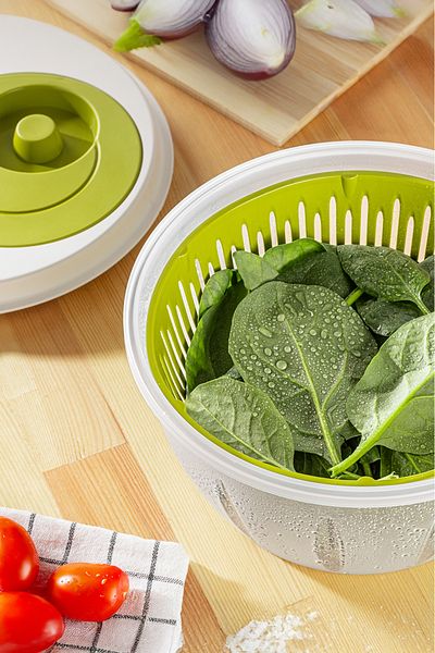 Mutfak Köşesi Circle Salad Dryer 4.5 Lt – Vegetable Drying Container with Ergonomic Handle and Large Chamber Green