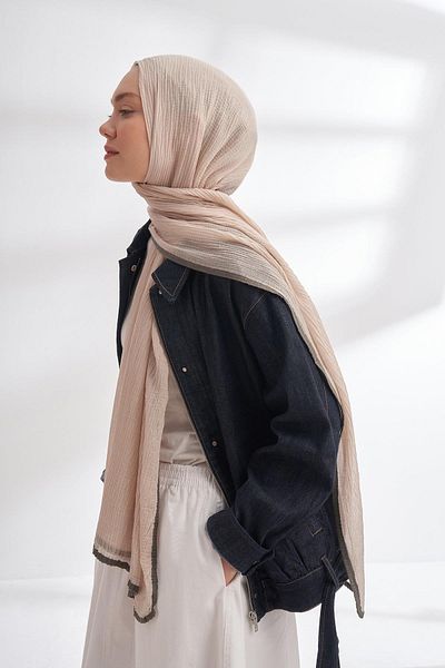 ARMANDA Muslin Stone Piping Shawl