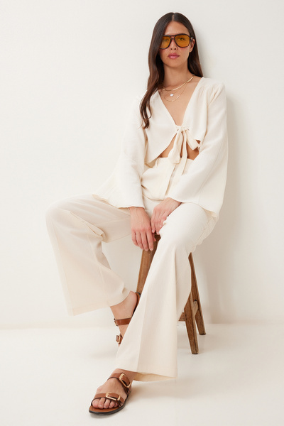 Happiness İstanbul Women's Cream Binding Detailed Linen Blouse Pants Suit Bv00125
