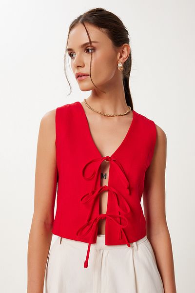 Happiness İstanbul Women's Red Tie Detailed Crop Linen Vest Rg00068