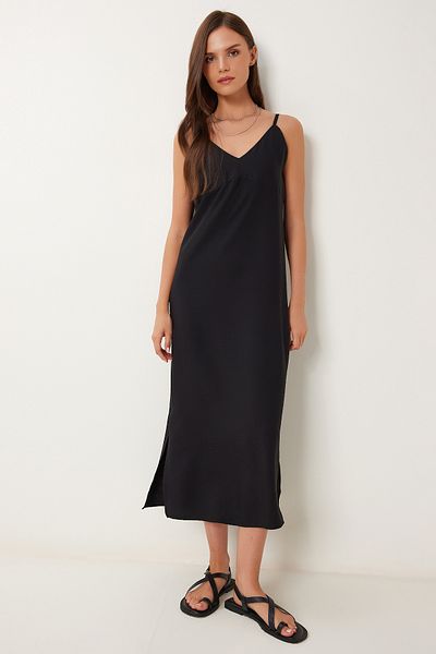 Happiness İstanbul Women's Black Strap Summer Midi Crinkle Dress Mx00195
