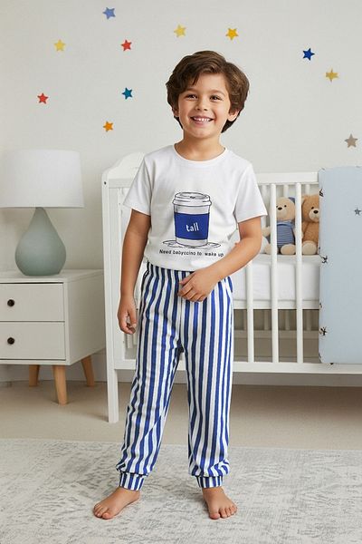 TRENDYOLKIDS Fiú sötétkék csíkos pizsama szett - pamut alsó-felső öltöny TKDAW25AU00109