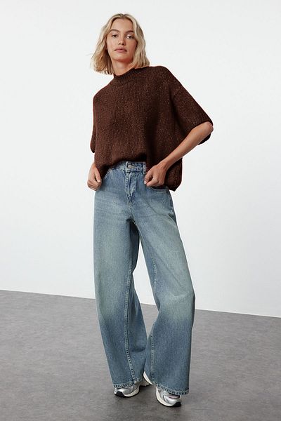 Trendyol Collection Brown Wide Fit Soft Textured Knitwear Sweater Twoaw25Kz00021