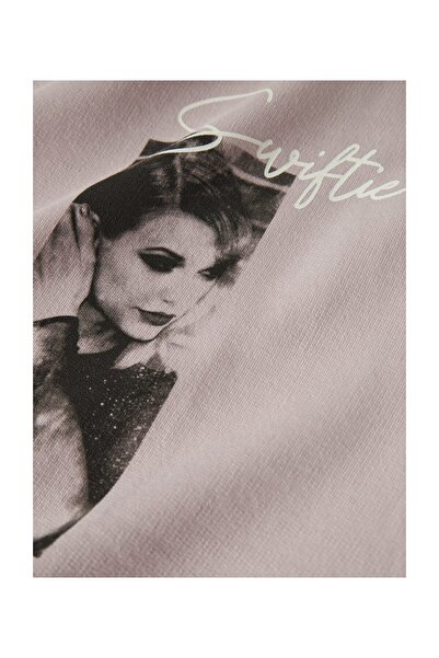 Name it NKFJIXIS CICONS RLX SWEAT UNB SKY