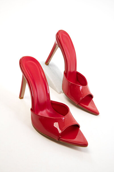 SOHO Klassische Damenschuhe mit Absatz aus rotem Lackleder 20732