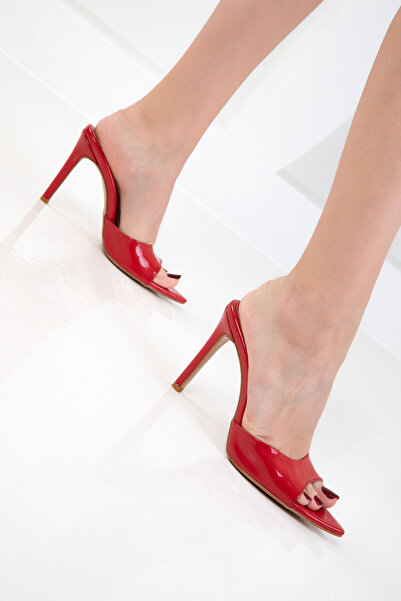 SOHO Klassische Damenschuhe mit Absatz aus rotem Lackleder 20732