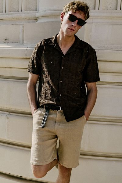 Trendyol Collection Cămașă maro cu broderie cu broderie cu croială normală TMNSS25GO00073
