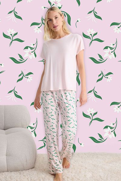 Trendyol Collection Σετ Πιτζάμες Πλεκτές Ροζ Λουλούδι THMSS25PT00131