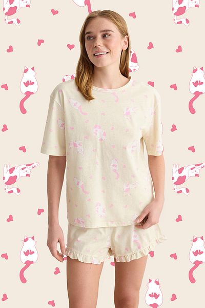 Trendyol Collection Ecru Animal Ruffle Single Jersey Knitted Pajamas Set Thmss25Pt00071