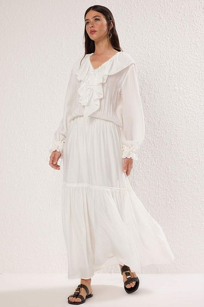 Trendyol Collection Ecru Gerade Taille Elastische Rüschen Maxi Weben Kleid TWOSS25EL00864