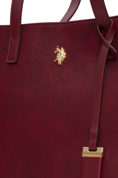 U.S. Polo Assn. حقيبة كتف نسائية باللون الأحمر الداكن Us25625