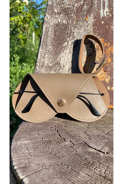 Atölyezümra Hanging Glasses Case Heart Model (Mink)