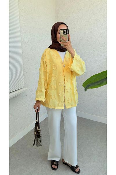 Modamorfo One Button Tassel Detailed Slit Kimono -Yellow