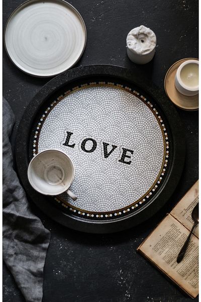 EVLE Ee197-1e Mosaic Love Patterned Round Tray 32 Cm