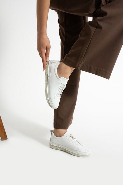 Getcho Pantofi sport casual albi din piele naturală Banas pentru femei – talpă confortabilă, design modern