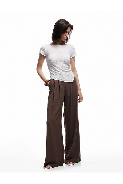 Koton Asymmetrical Hem Detailed Textured Short Sleeve Boat Neck T-Shirt