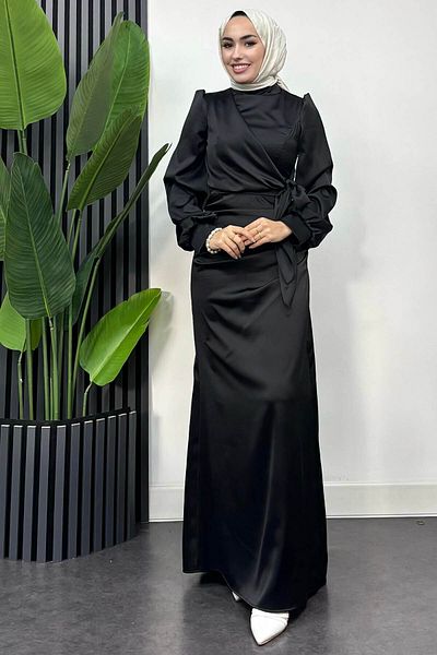 Tesettür Diyarı Βραδινό φόρεμα με λεπτομέρεια σατέν Hijab με δέσιμο στη μέση-Μαύρο