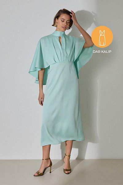 Setre Mint Turtleneck Midi Dress with Waistband