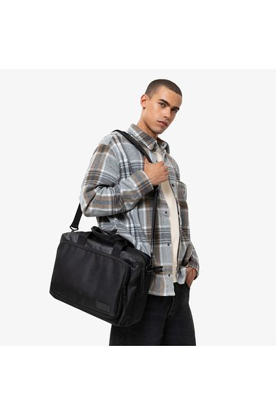 Eastpak Чанта за лаптоп Sheldan Ek0a5bht80w1