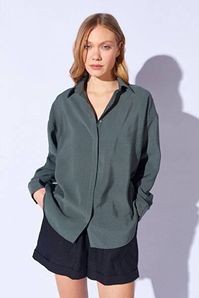 Manche Haki Modal Soft Dokulu Yumuşak Gizli Pat Detaylı Oversize Kadın Gömlek | Mks168262-01
