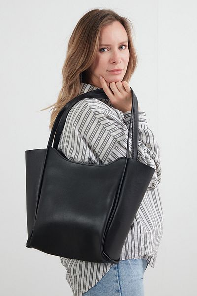Fulla Moda Faux Leather Zippered Shoulder Bag