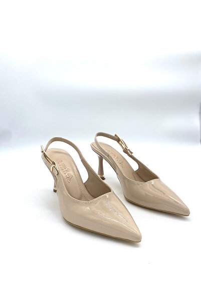 palatti shoes Kadın Rugan Topuklu Ayakkabı Sivri Burun Arkası Açık Toka Detay...