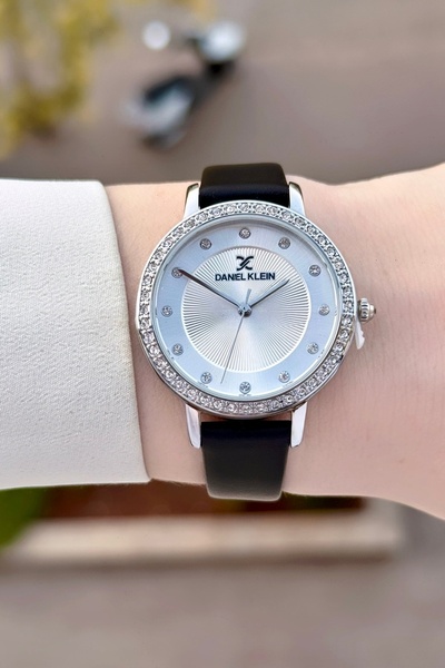 Daniel Klein Gri Renk Ayarlanabilir Kordonlu Kadın Kol Saati Ve Siyah Renk De...