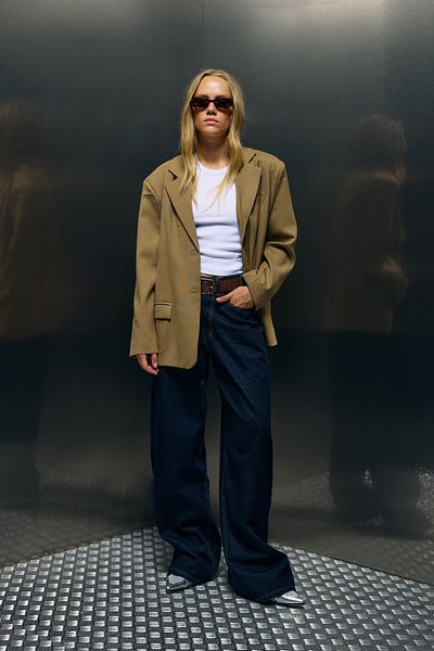 bases. Oversize Blazer Jacket