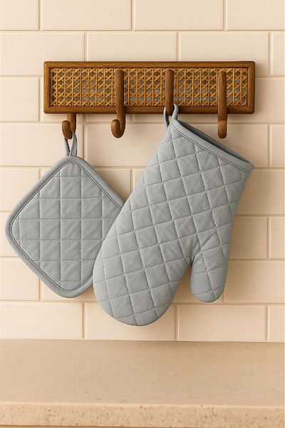 Miabella Home Oven Mitts Oven Holder Premium Heat Proof Kitchen Glove Holder Heat Resistant Gloves