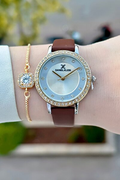 Daniel Klein Kasası Gold Gümüş Kordonu Kahverengi Renk Deri Kordon Kadın Kol Saati Ve Bileklik