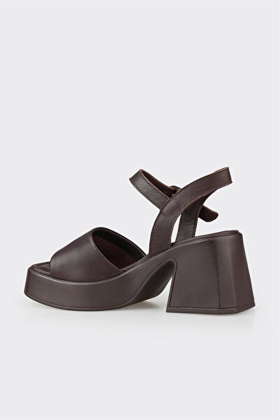 Elle Shoes Kahve Deri Kadın Günlük Sandalet