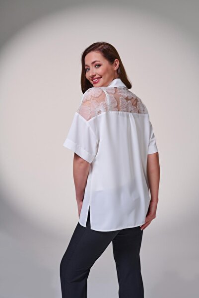 DE WHITES Plus Size Chest and Back Lace and Embroidered Detail Shirt