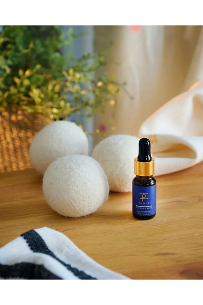 Ce&eF 6 Laundry Drying Balls 100% Natural Merino Sheep Wool and 1 Lavender Oil
