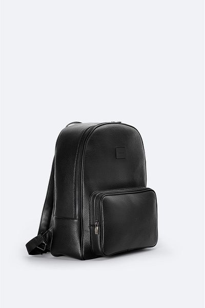 Avva Men's Black Zipper Backpack A32y9109