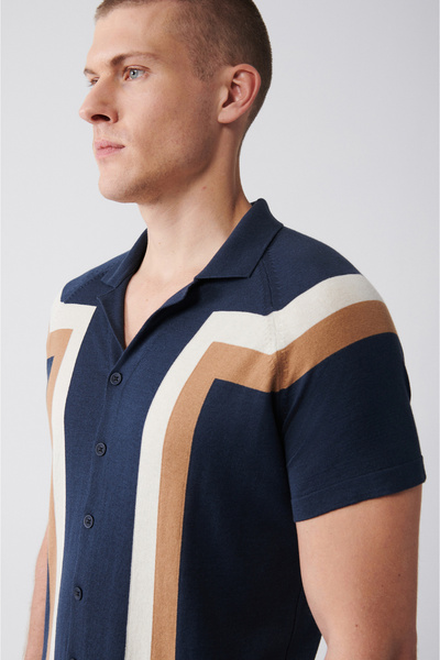 Avva Men's Navy Blue Cuban Collar Color Block Buttoned Knitwear T-Shirt A31Y5136