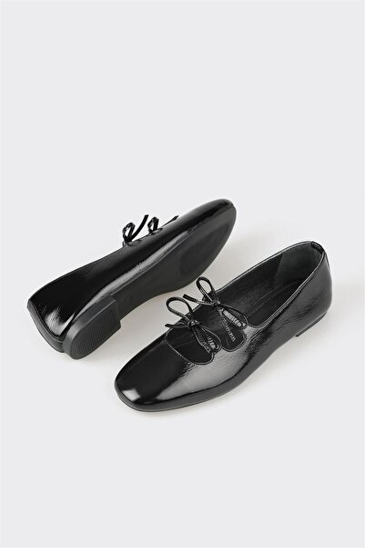 Elle Shoes Black Leather Women's Casual Shoes