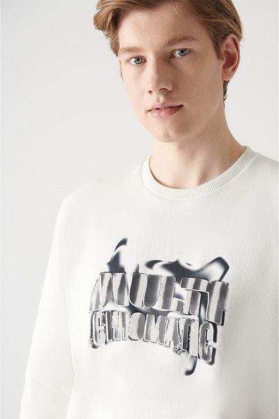 Avva Men's White Crew Neck 3 Thread Raised Printed Sweatshirt A22Y1243