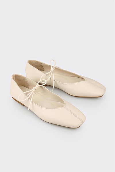 Elle Shoes Beige Leather Women's Ballerinas