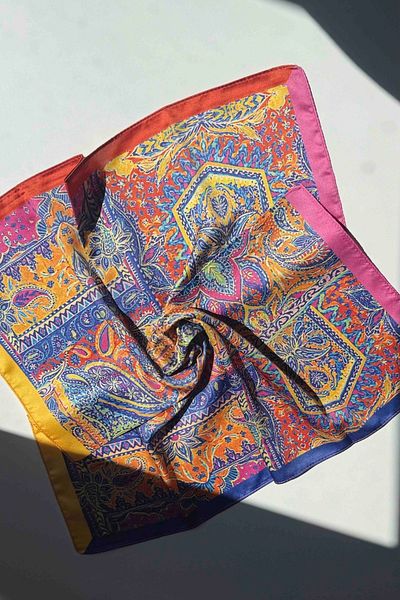 keisy Ethnic Pattern Bandana Scarf with Mixed Color Border