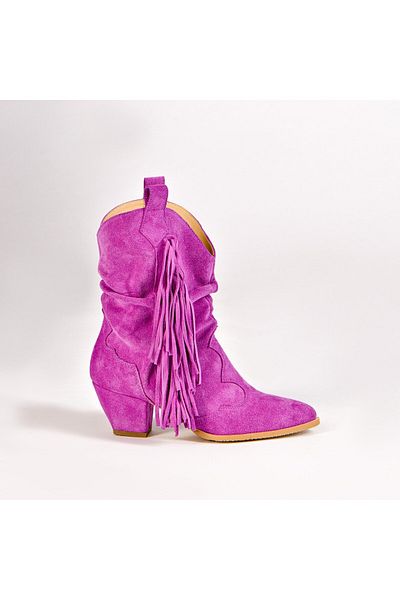 Vanilla Days Lithuania Purple Suede Boots